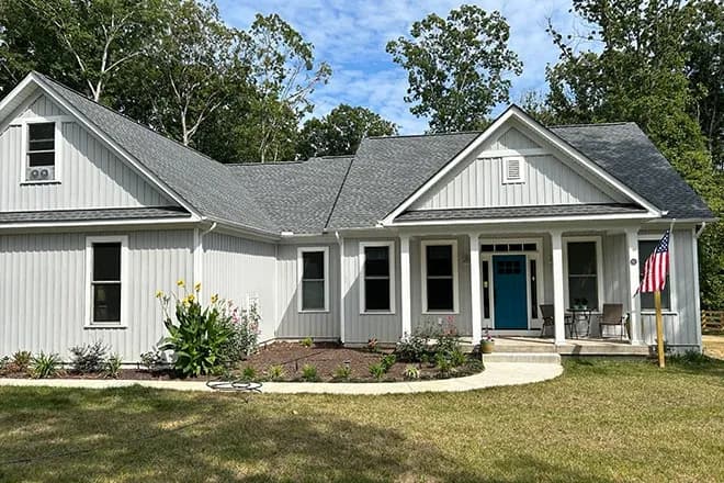 Siding With Style: The Vertical Vision